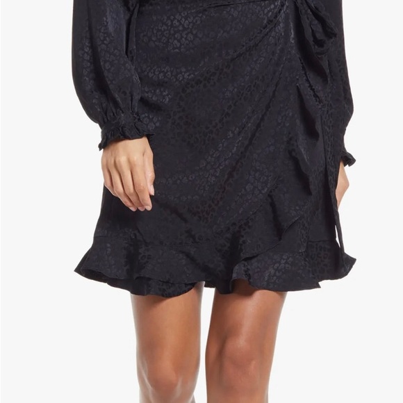 LILLY PULITZER ABRIANA LONG SLEEVE WRAP DRESS IN ONYX. - Picture 11 of 13